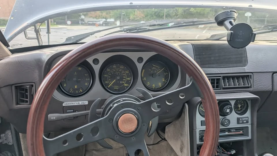1983 Porsche 944 - Image 11 of 20