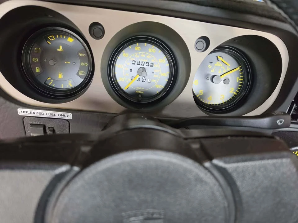 1983 Porsche 944 - Image 10 of 20