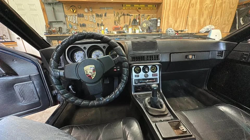 1983 Porsche 944 - Image 7 of 10