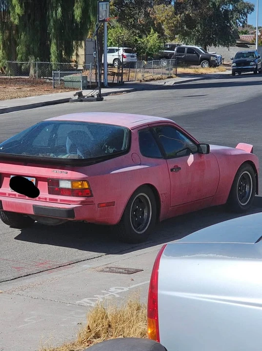 1983 Porsche 944 - Image 4 of 5