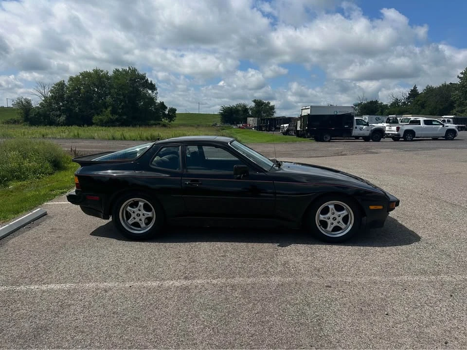 1983 Porsche 944 - Image 5 of 20