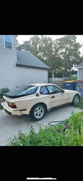 1983 Porsche 944 S2