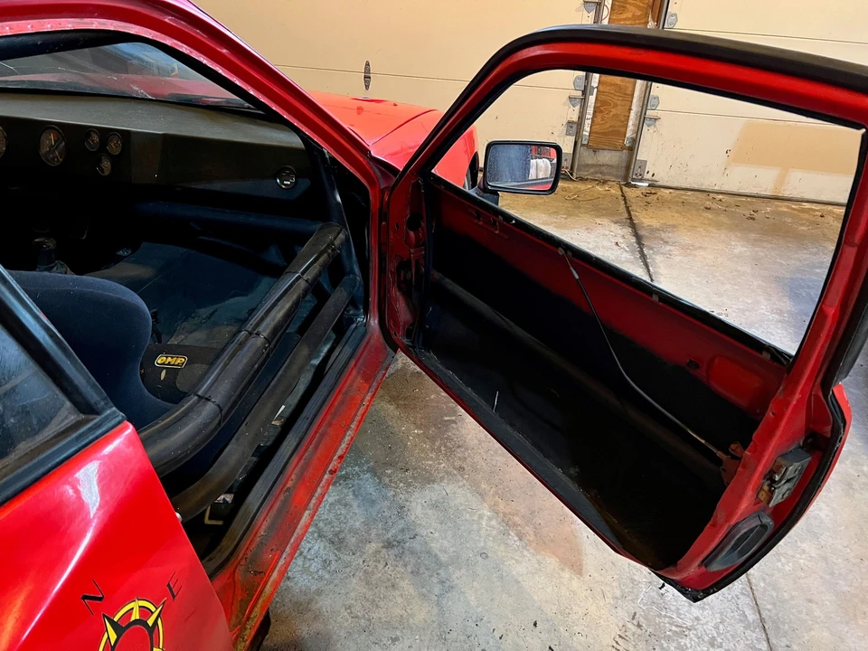 1983 Porsche 944 - Image 3 of 10