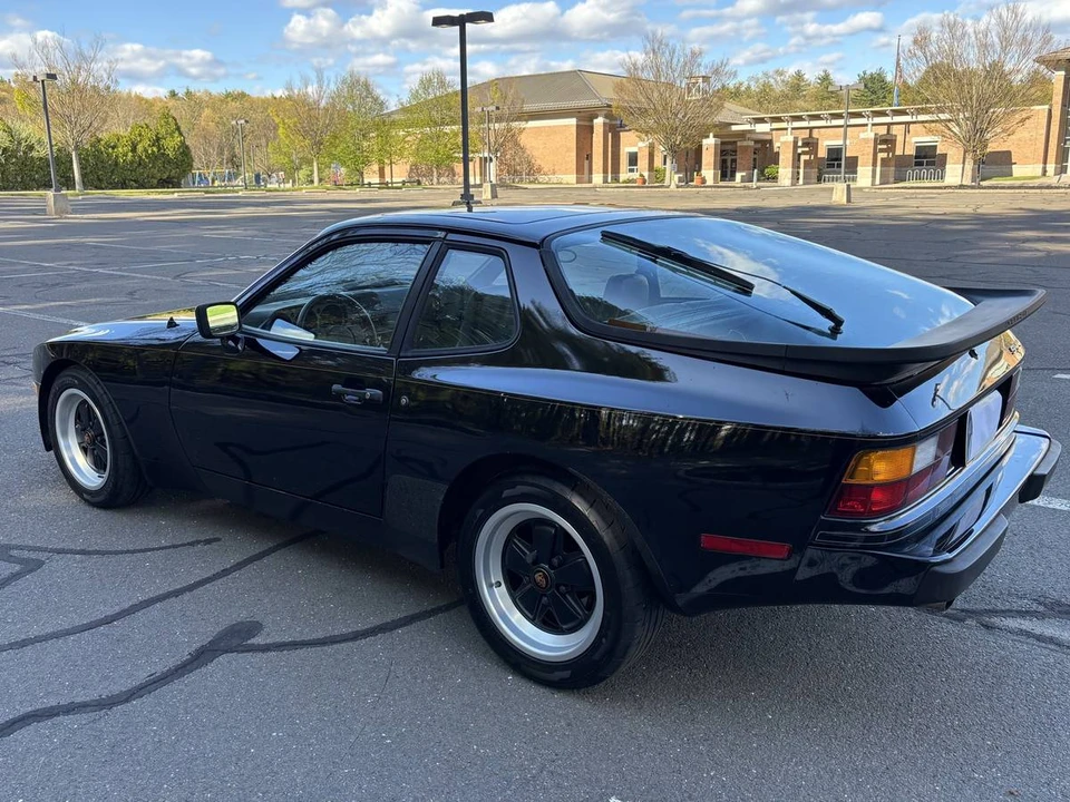 1983 Porsche 944 - Image 4 of 20