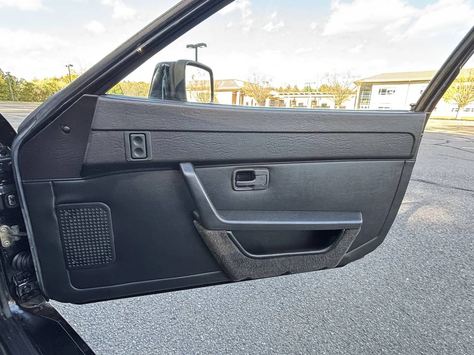 1983 Porsche 944 - Image 15 of 20