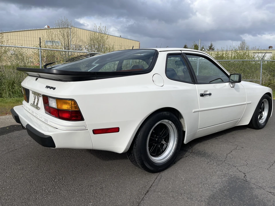 1983 Porsche 944 - Image 28 of 31