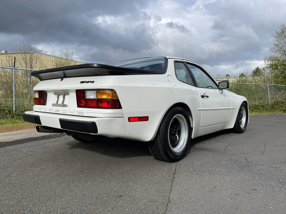 1983 Porsche 944 - Image 25 of 31