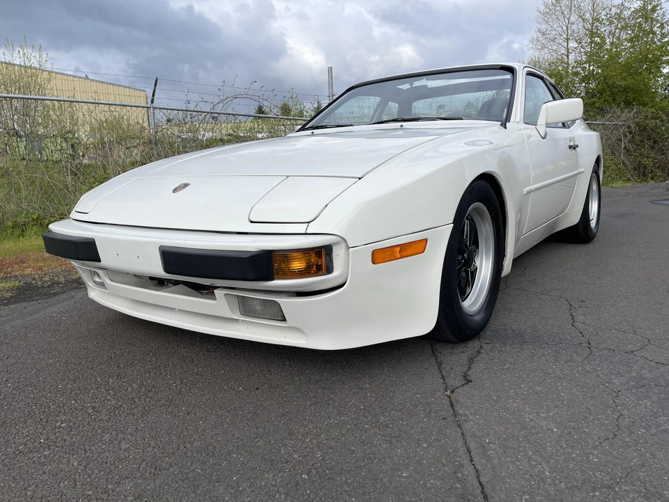 1983 Porsche 944 - Image 13 of 31
