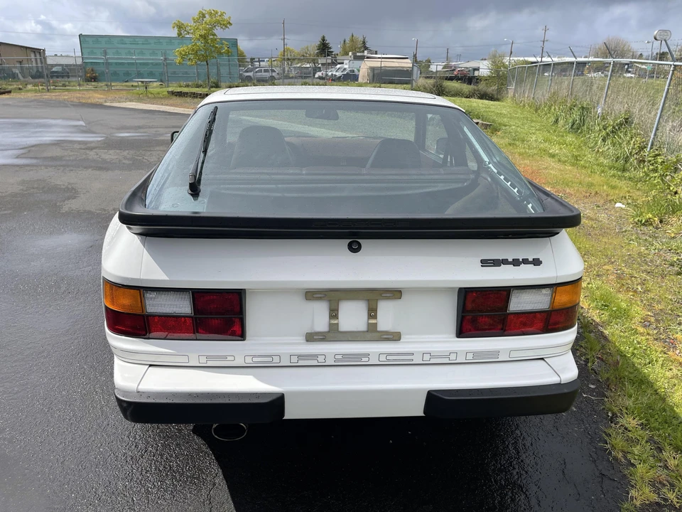 1983 Porsche 944 - Image 23 of 31