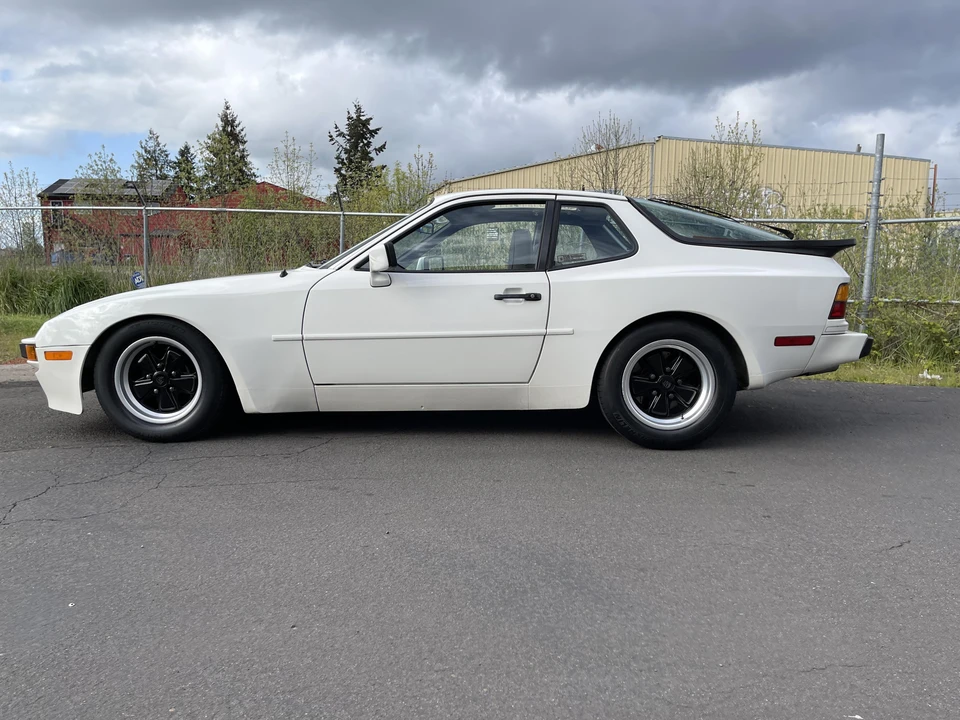 1983 Porsche 944 - Image 16 of 31