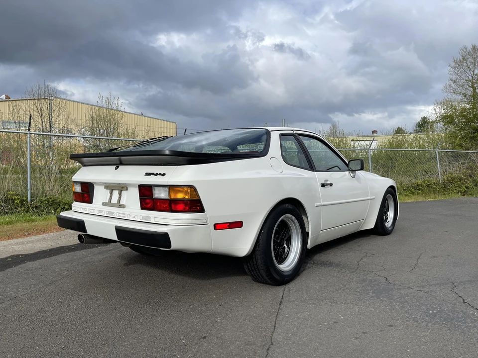 1983 Porsche 944 - Image 27 of 31