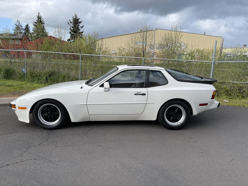 1983 Porsche 944 - Image 15 of 31