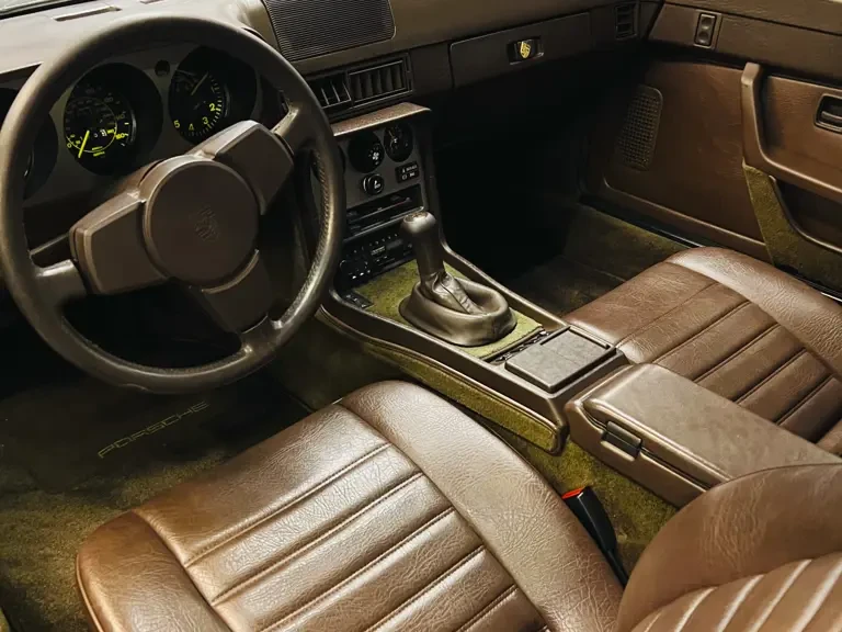 1983 Porsche 944 - Image 4 of 24