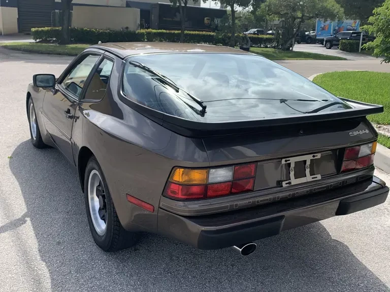 1983 Porsche 944 - Image 3 of 24