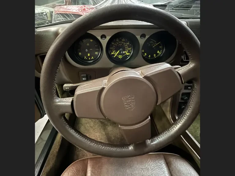 1983 Porsche 944 - Image 9 of 24