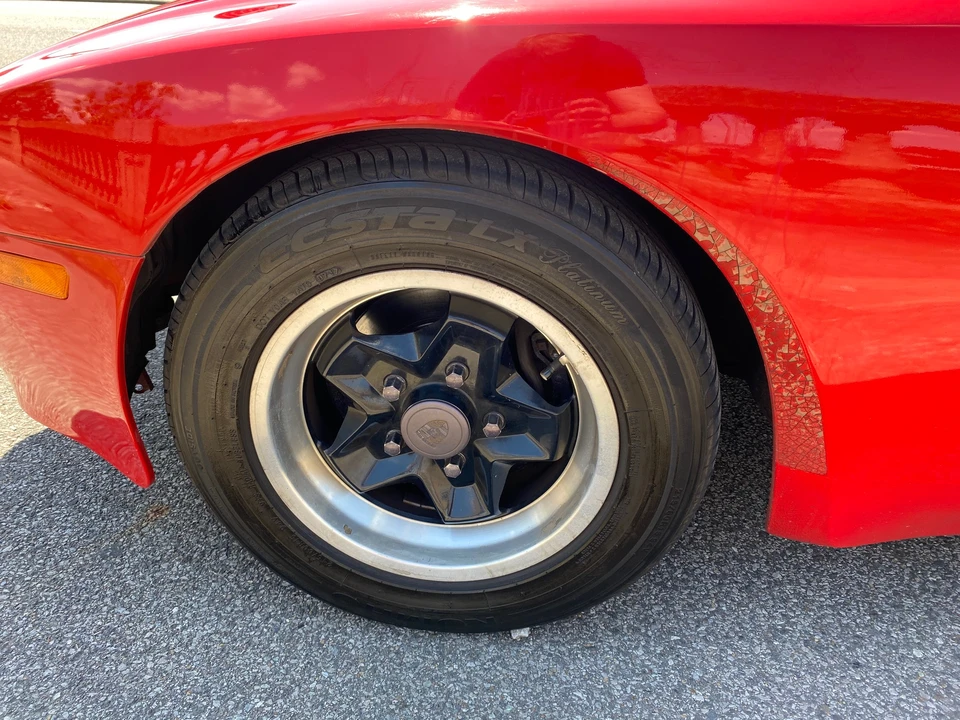 1983 Porsche 944 - Image 17 of 31