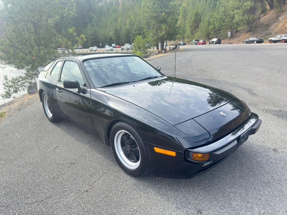 1983 Porsche 944 - Image 16 of 31