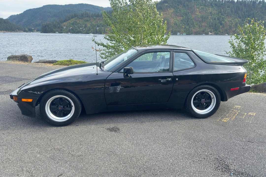1983 Porsche 944 - Image 3 of 31