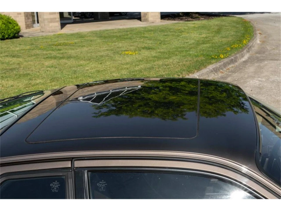 1983 Porsche 944 - Image 25 of 31