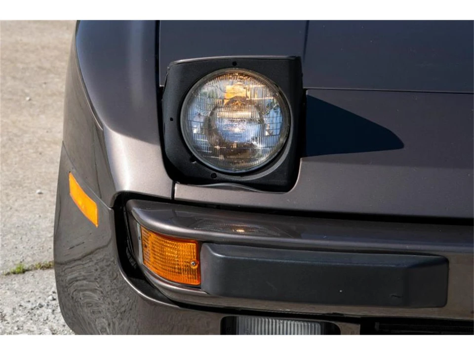 1983 Porsche 944 - Image 15 of 31