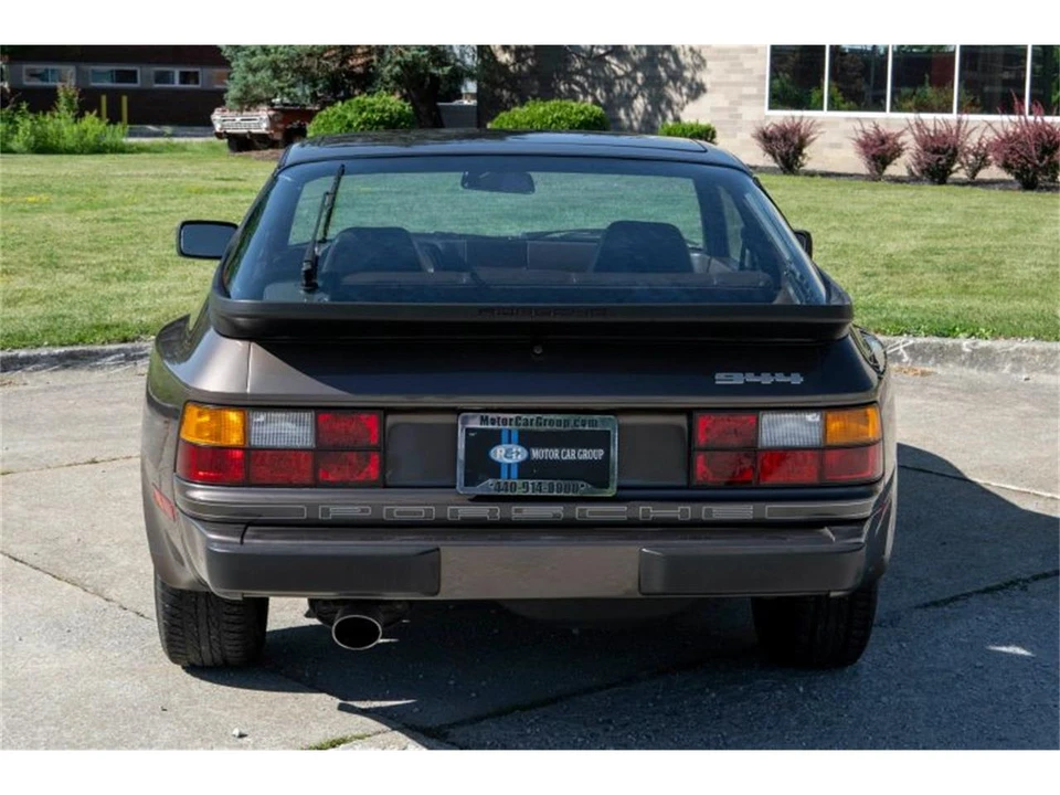 1983 Porsche 944 - Image 19 of 31