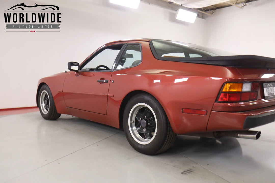1983 Porsche 944 - Image 22 of 31