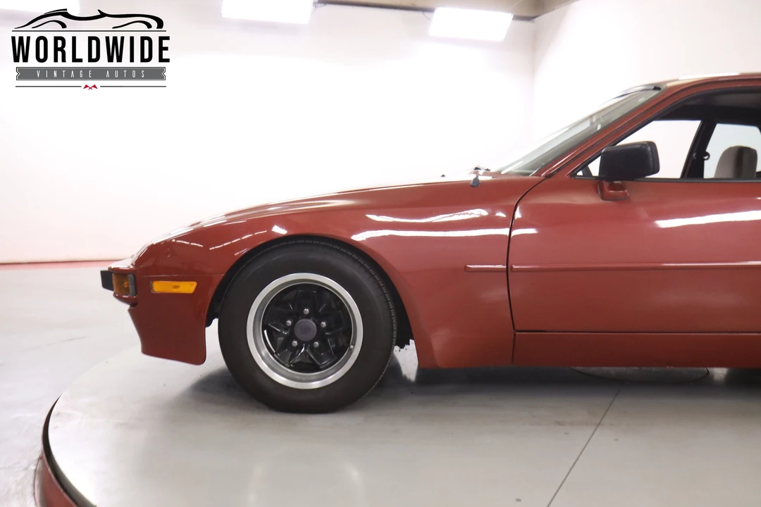 1983 Porsche 944 - Image 7 of 31