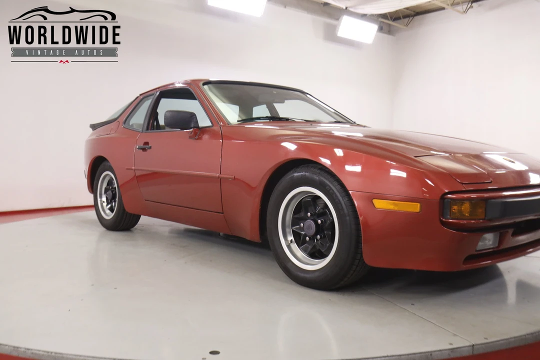 1983 Porsche 944 - Image 14 of 31