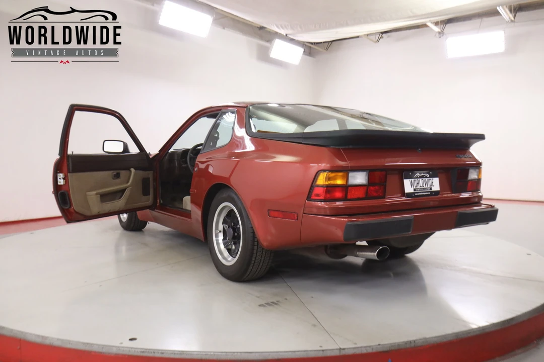 1983 Porsche 944 - Image 24 of 31