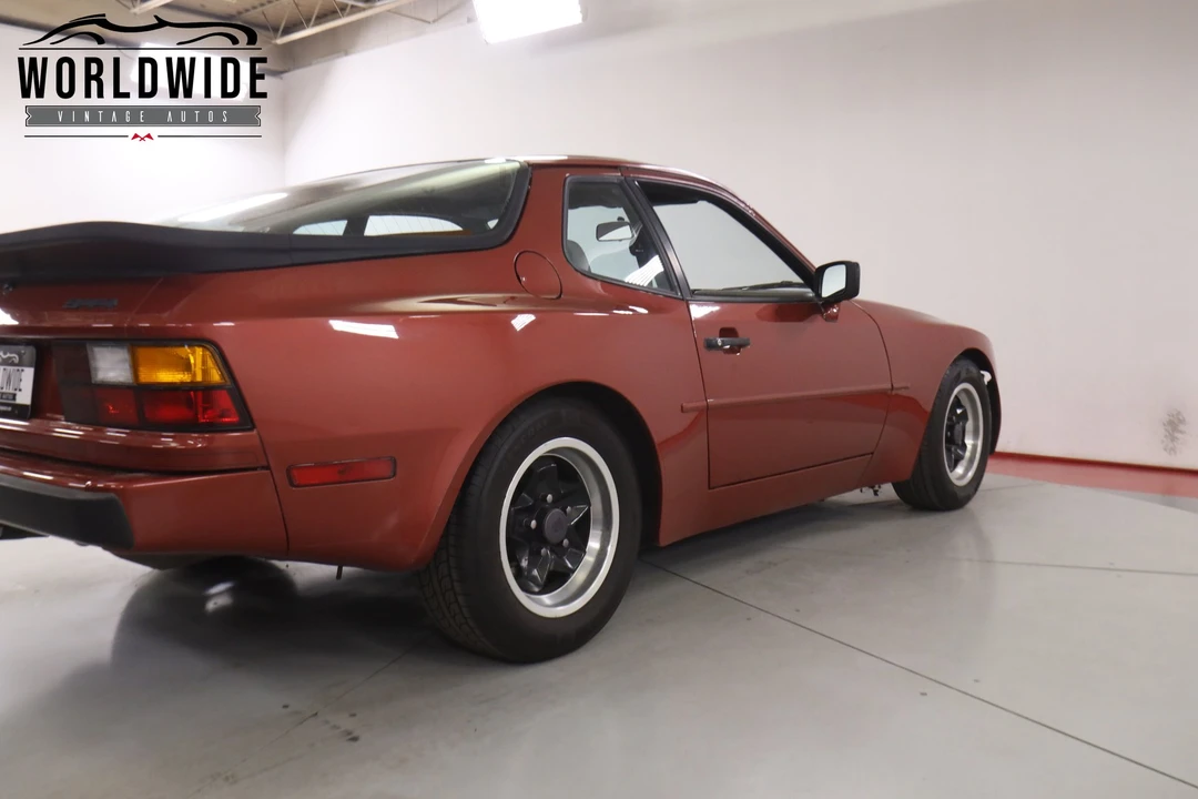 1983 Porsche 944 - Image 23 of 31