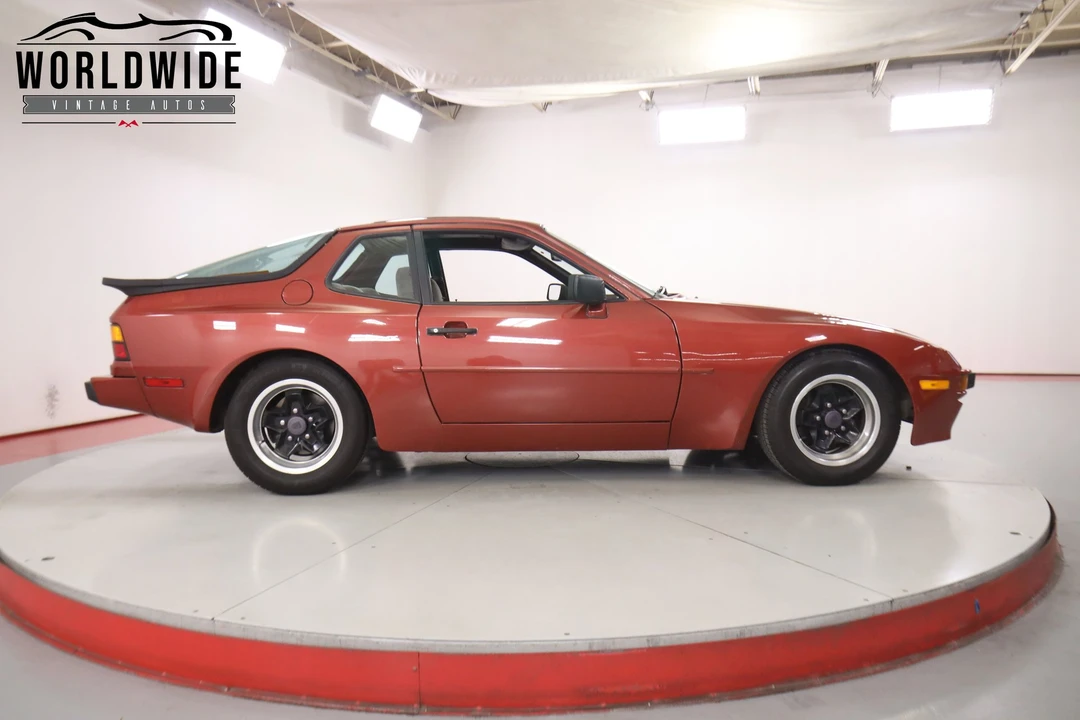 1983 Porsche 944 - Image 4 of 31