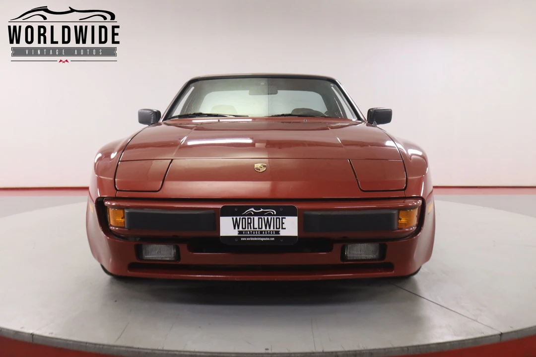 1983 Porsche 944 - Image 15 of 31