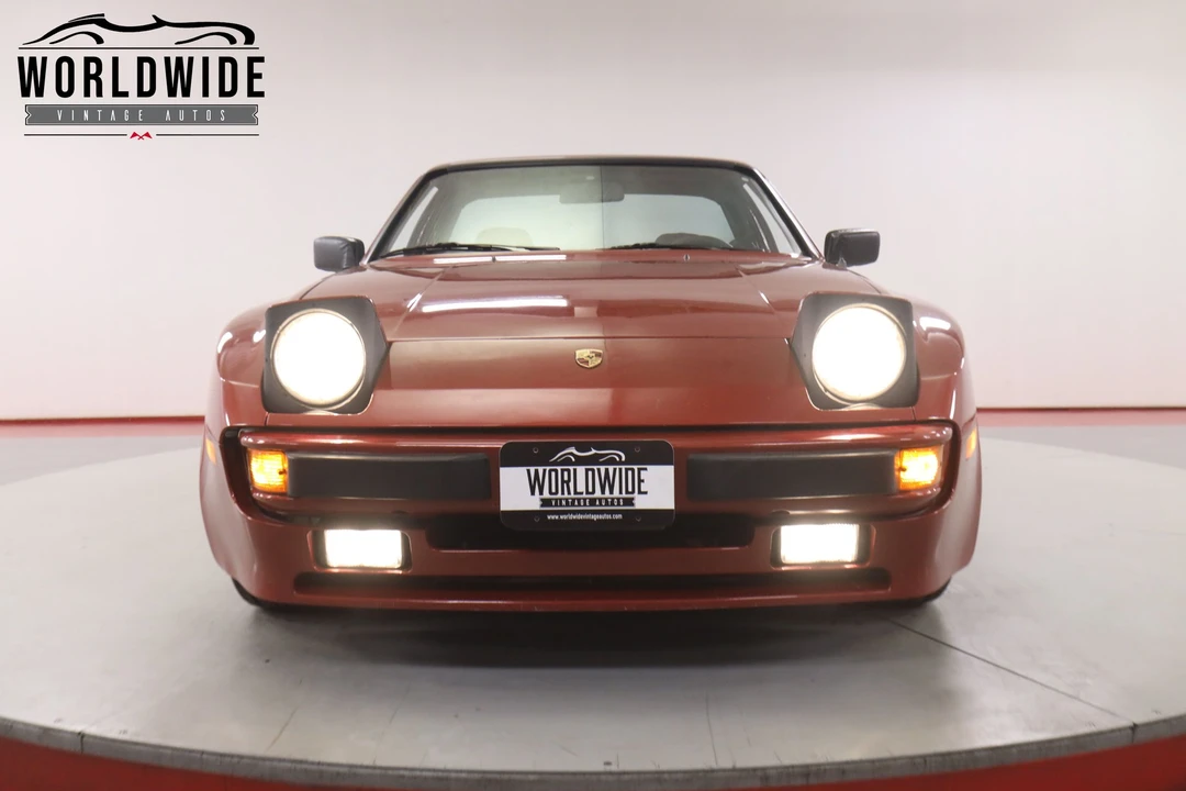 1983 Porsche 944 - Image 16 of 31