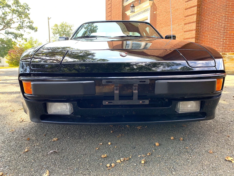 1983 Porsche 944 - Image 10 of 31