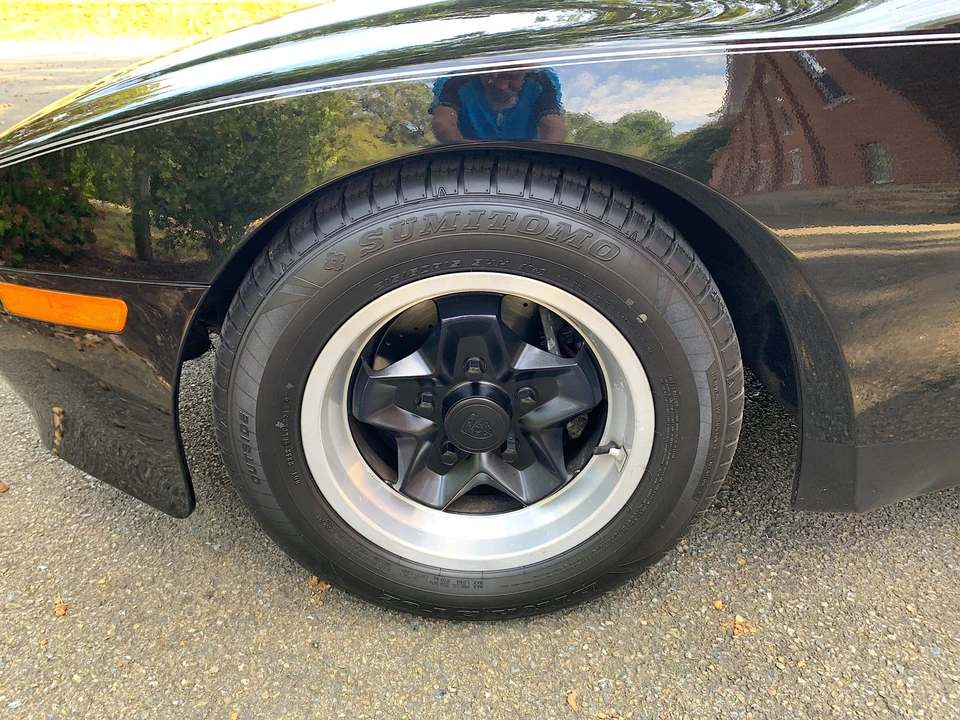 1983 Porsche 944 - Image 17 of 31