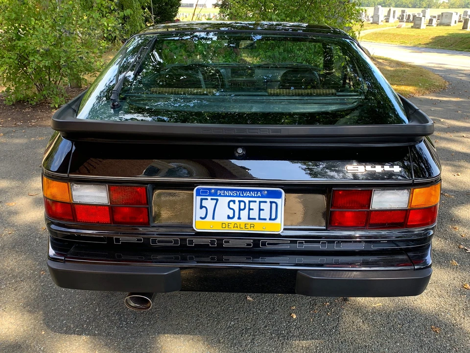 1983 Porsche 944 - Image 4 of 31