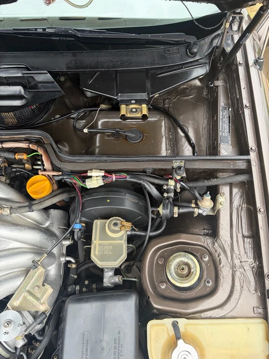 1983 Porsche 944 - Image 22 of 23
