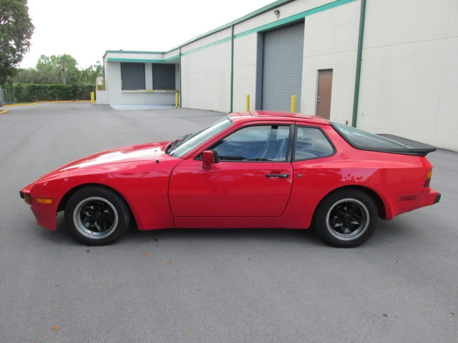 1983 Porsche 944 - Image 2 of 9