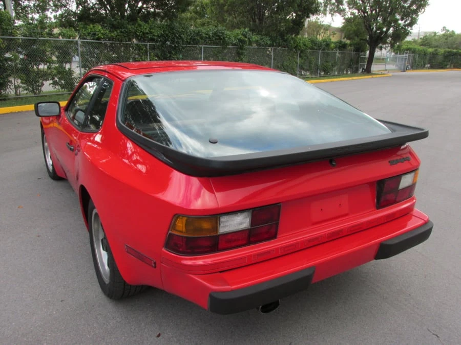 1983 Porsche 944 - Image 3 of 9