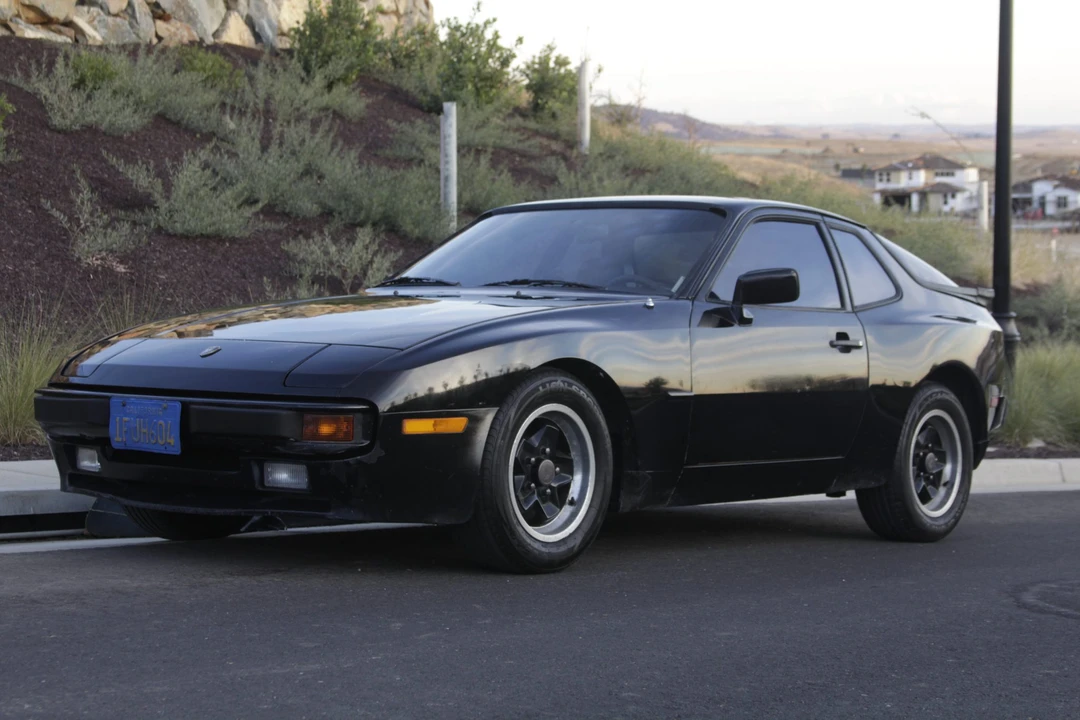 1983 Porsche 944 - Image 11 of 31