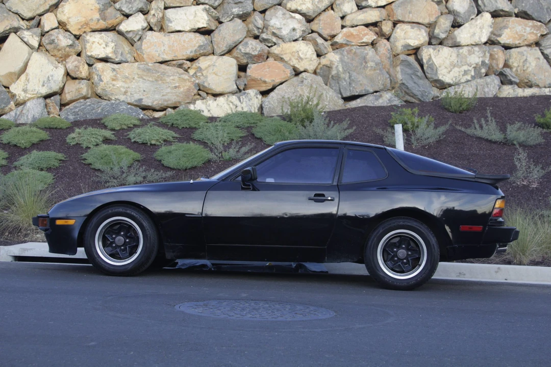 1983 Porsche 944 - Image 25 of 31
