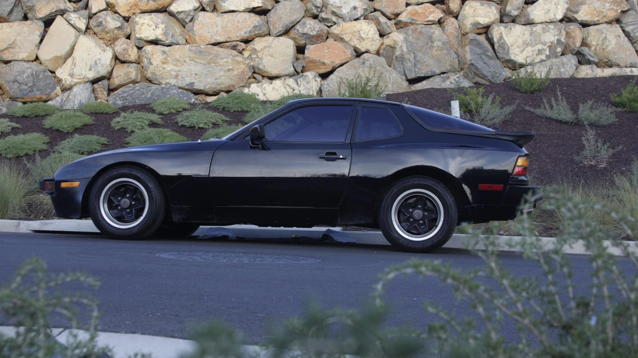 1983 Porsche 944 - Image 27 of 31