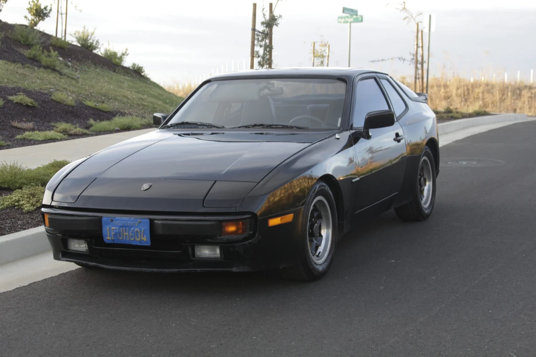1983 Porsche 944 - Image 2 of 31