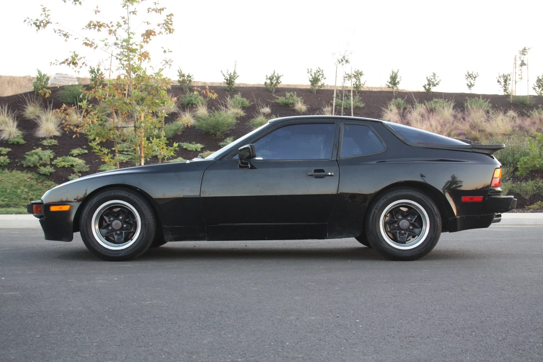 1983 Porsche 944 - Image 28 of 31