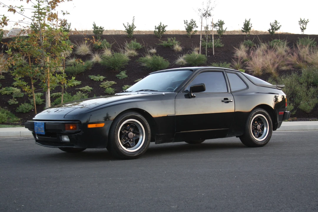 1983 Porsche 944 - Image 18 of 31