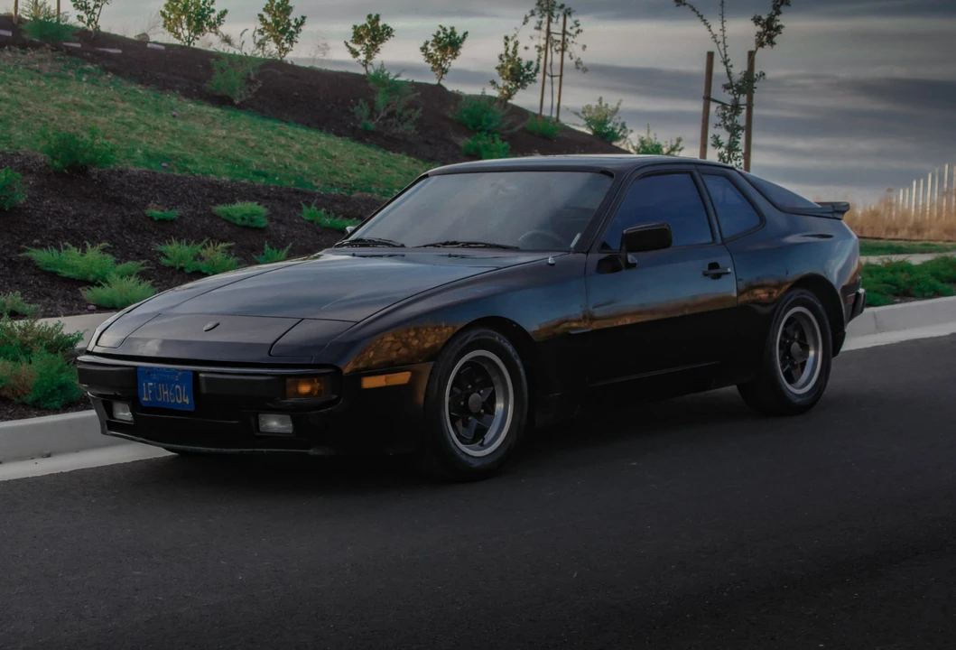 1983 Porsche 944 - Image 9 of 31