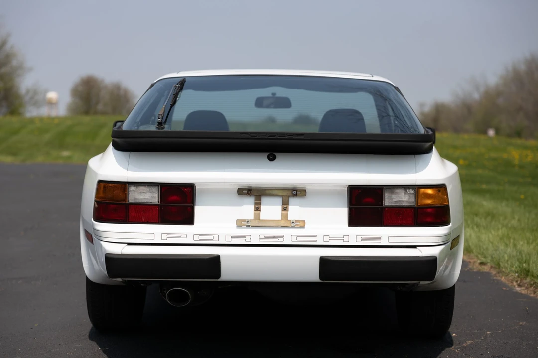 1983 Porsche 944 - Image 9 of 31