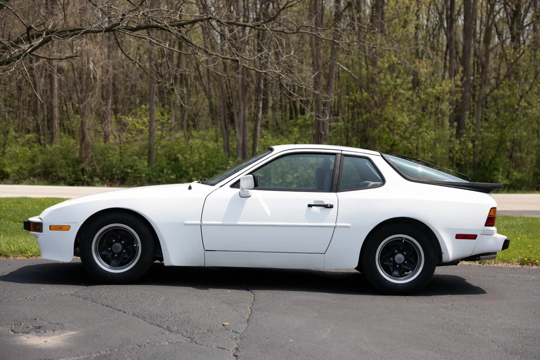 1983 Porsche 944 - Image 4 of 31