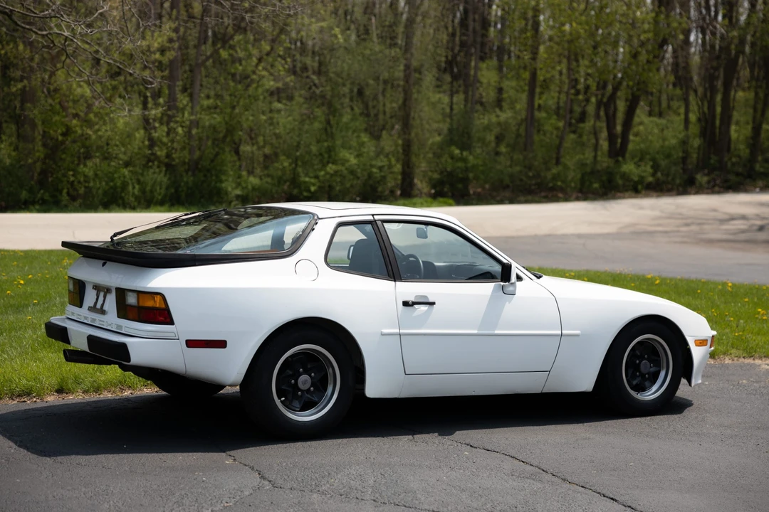 1983 Porsche 944 - Image 12 of 31