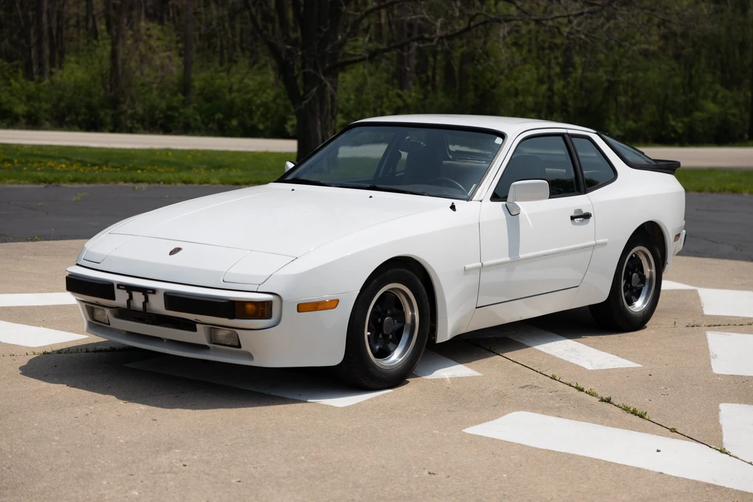 1983 Porsche 944 - Image 2 of 31